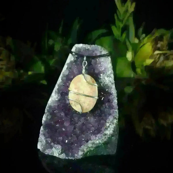 Sunstone Necklace - Crystal Visions Store